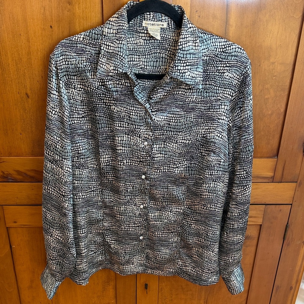 80’s Vintage Notations Black/Gray/Silver Animal Print Top w/Rhinestone Buttons